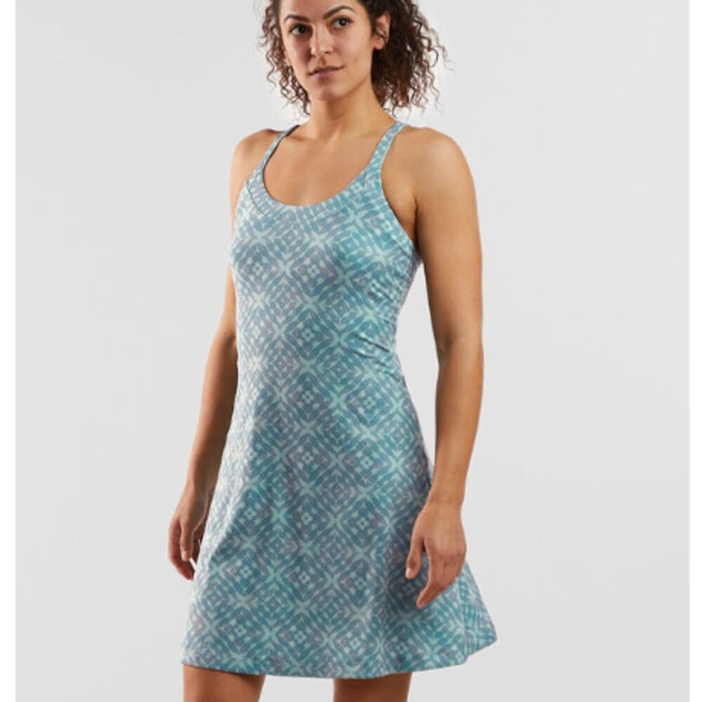 Title Nine Yes Dress Laguna Medium Built In Bra Blue Geometric Athletic Travel